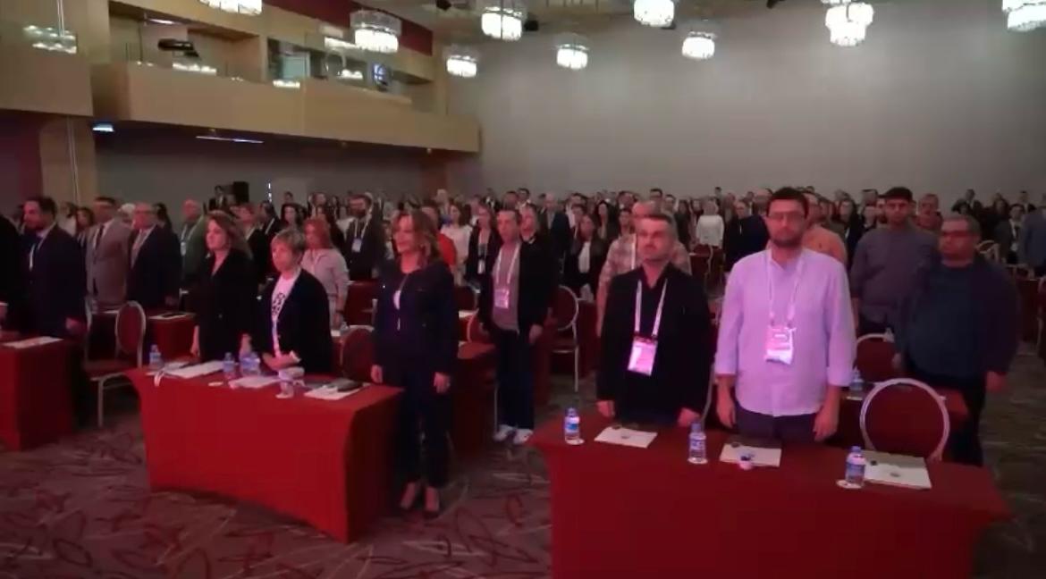 WhatsApp-Image-2024-12-18-at-12.56.17-2-1 Klinik Yoğun Bakım Derneği Kış Sempozyumu 12-15 Aralık