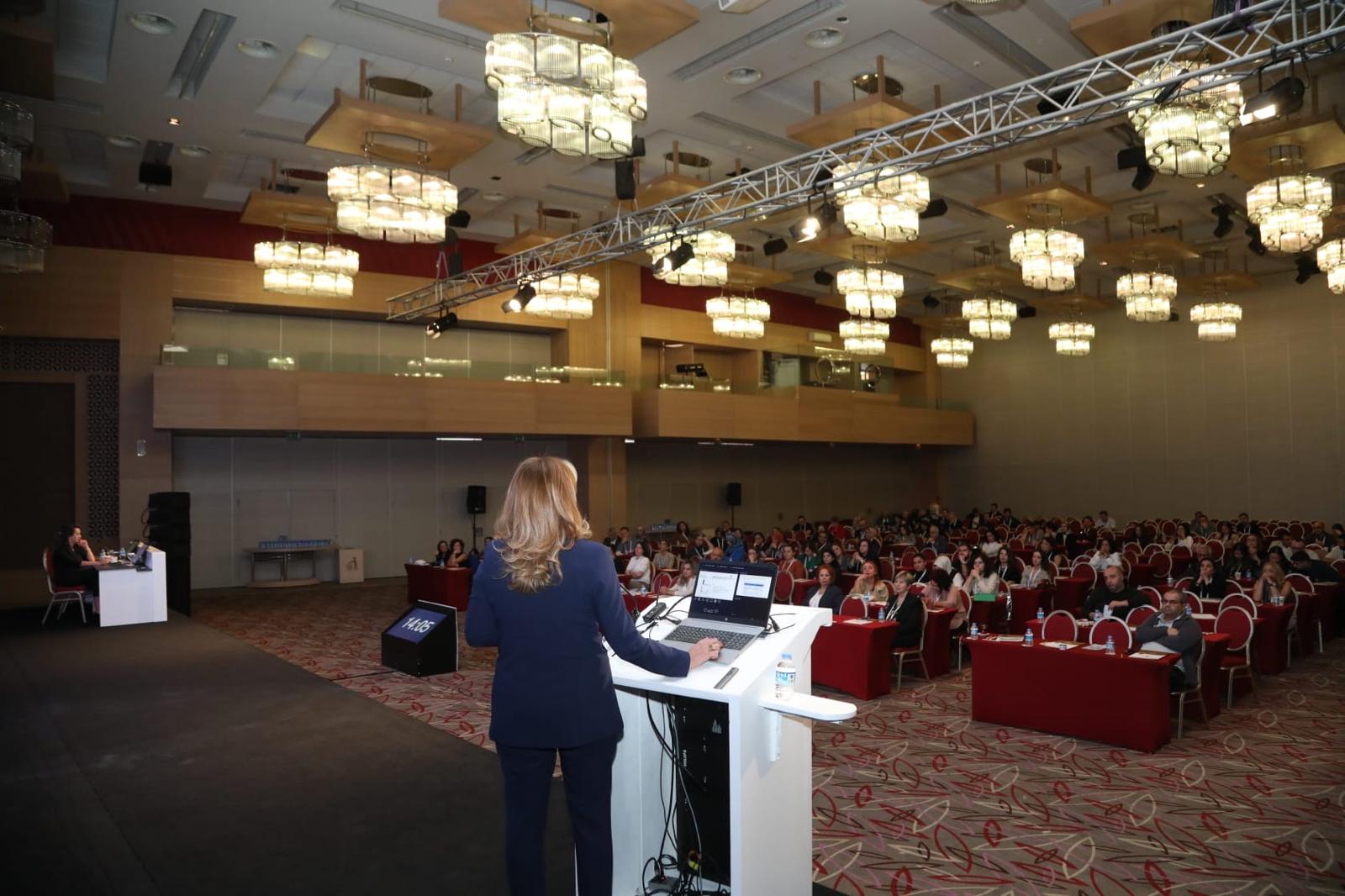 WhatsApp-Image-2024-12-18-at-12.57.49-1-1 Klinik Yoğun Bakım Derneği Kış Sempozyumu 12-15 Aralık