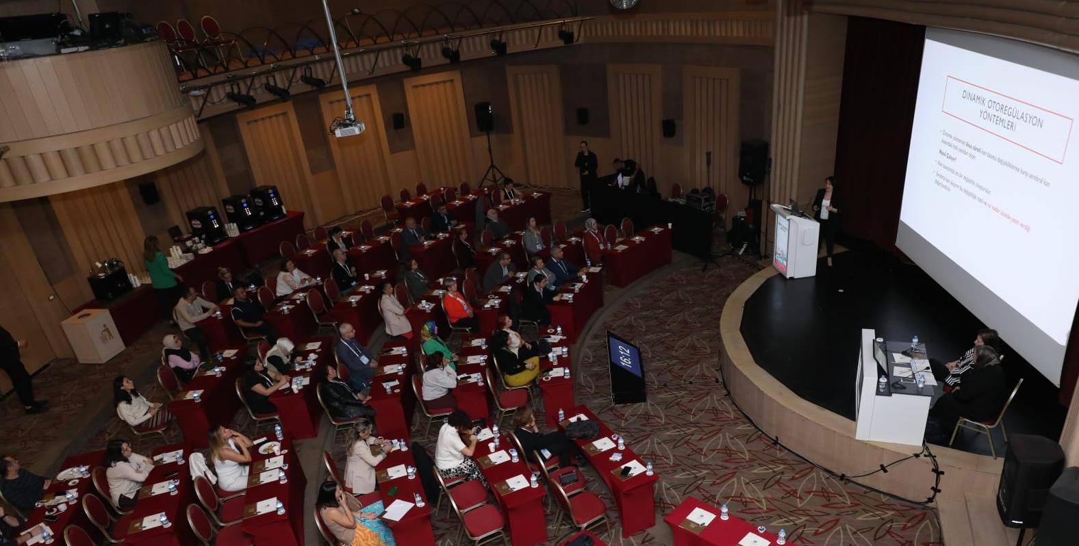 WhatsApp-Image-2024-12-18-at-12.58.16-1 Klinik Yoğun Bakım Derneği Kış Sempozyumu 12-15 Aralık