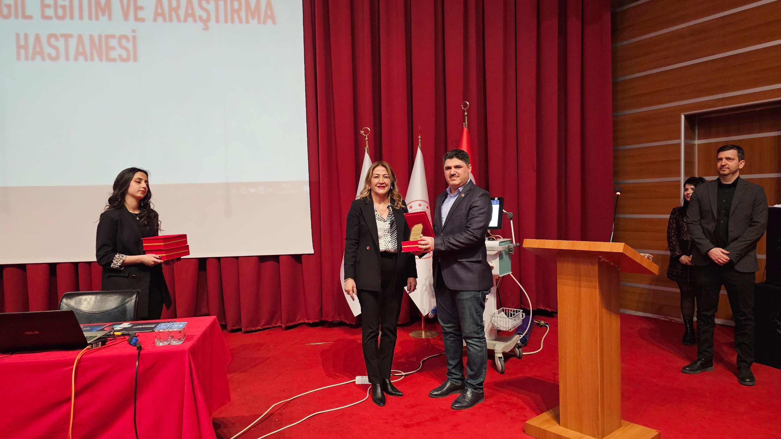 ust3-3 Diyarbakır Mekanik Ventilasyon Kursu