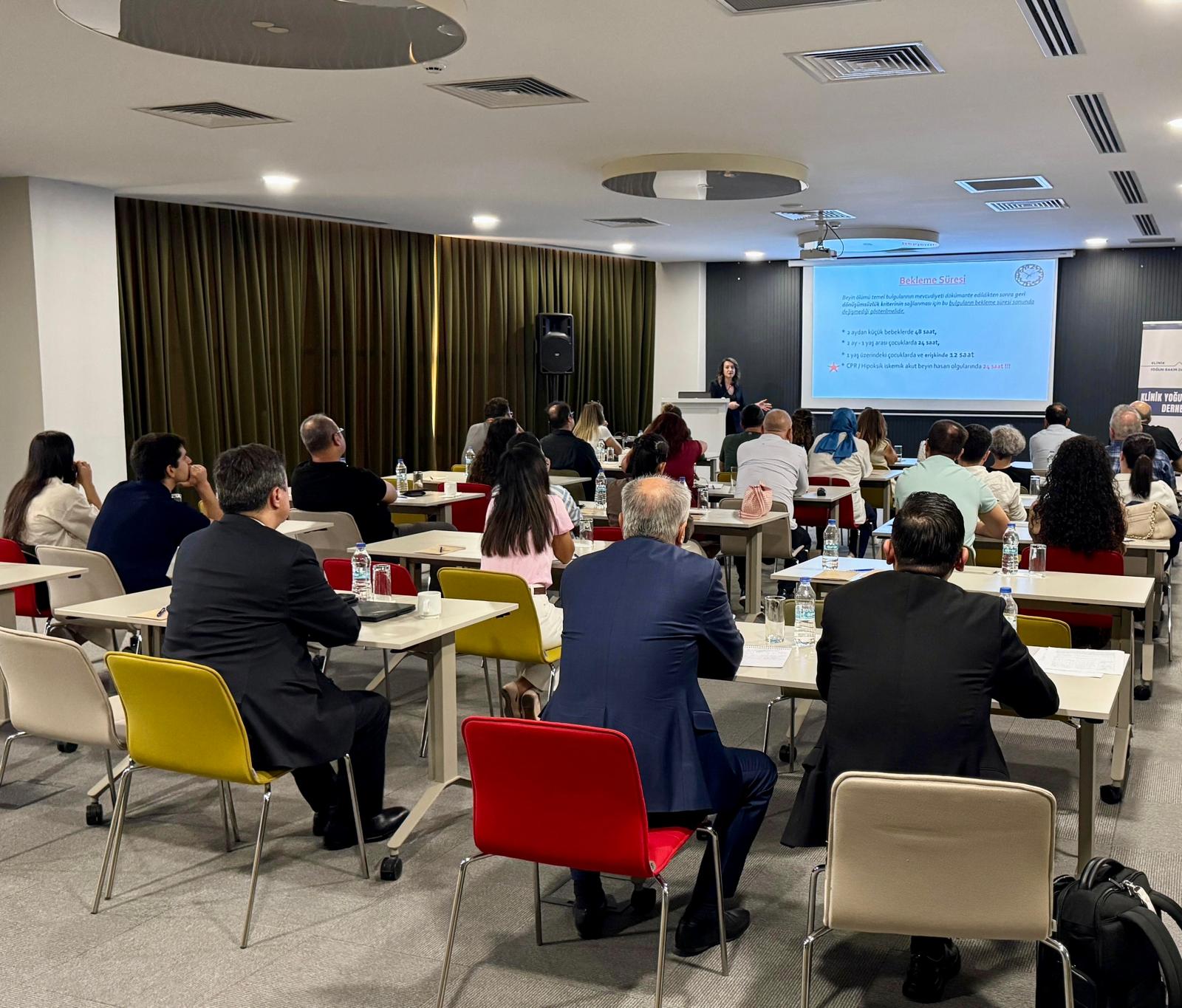 WhatsApp-Image-2025-09-08-at-14.40.29 Donörle Umuda Yolculuk:Klinik Yoğun Bakımın Gücü & Yoğun Bakımcıların Emeğiyle…